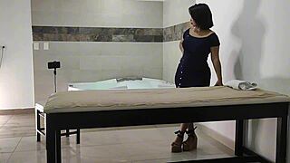 Massage Gets Hot With A Big Ass Latina Brunette