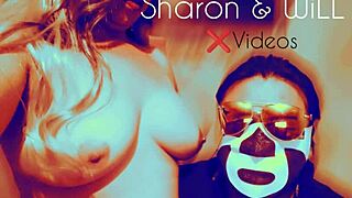 muscular milf exhibitionist in sneakers