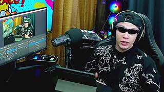 Ninfeta Viamms Rates Ruan's Shaft During First-Time Brazilian Teen Massage!