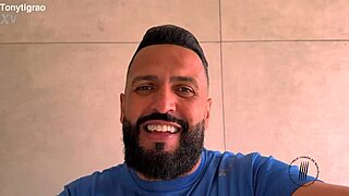 Slutty tigress desires quickie sex with riding