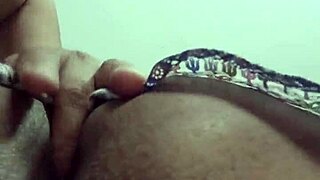 Tía Mexicana Gets Licked and Banged Doggy with Squirt Finish