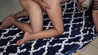 Sexy hijastra gets fucked easily 😏