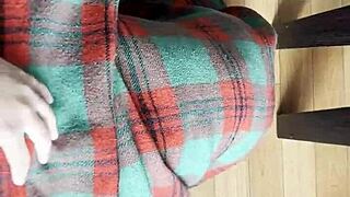 my shy neighbor licks pussy under the blanket in homemade lesbian session