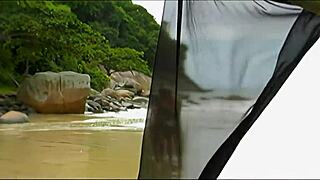 Stunning Acrobatic Fuck On Tropical Beach Ends With Cumshot