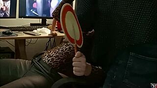 French Amateur Deepthroats In Leather Pants