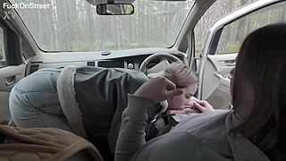 Teen Couple Fucks Roadside 😍