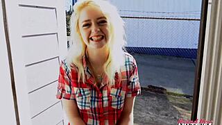 Presente De Natal Foi Sexo No Banho Com Gozada Dentro - Assista Completo No Red