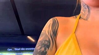 Treinando Na Academia De Frente Da Praia De Copacabana Só De Biquíni Fil Delta Transparente Com A Minha Amiga, Os Maromba Não Parava De Olha Pra Nossa Bucetinha Rachada No Meio, Ficamos Excitadas