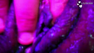 i'm the juicy student masturbating and fingering my tight pussy