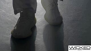 Heavenly blonde babe says get fucked hard in repair shop?