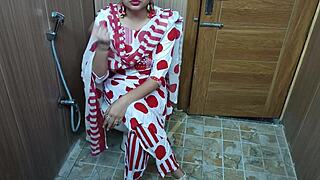 Stepson sneaks up on stepmom changing and she enjoys it in Hindi