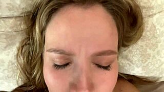 派对后回家猛干男友鸡巴！