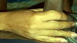 拉丁人妻黑屌口交跨种族激情