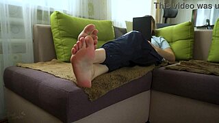 Sexy Teen Amateur Teases With Bare Soles!