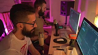 Una Dia en la Vida de un Productor Porno -Hoy con Jaxrton Wheeler Clases de BDSM y Dominacion