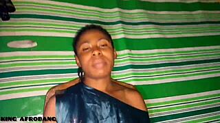 ghetto gentle dovee masturbates 😏