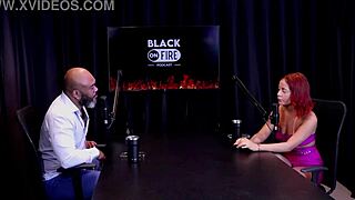 Ruiva safada shows her ass after saying husband suggested entering liberal scene loves big thick cock doesn't watch scenes - Bruna Ferrari