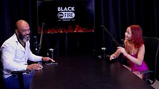 Ruiva safada shows her ass after saying husband suggested entering liberal scene loves big thick cock doesn't watch scenes - Bruna Ferrari