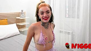 My first anal, I'm Lady Medusa and today I want a big-dick black guy to fuck my ass, do you think I can do it?