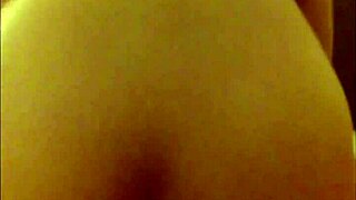 You wanna fuck this amateur asian girlfriend just for fun?