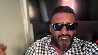 arrombando o cu enorme da casada - completo no red