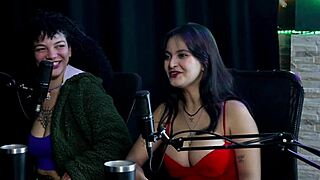 Safada dances sensually after sharing art work history