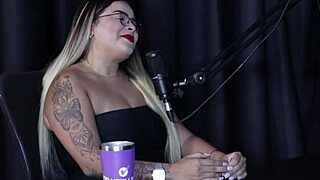 Compilados Da Suellen Barrar In Swing Cast With Tifany Rocha Part 3 On Sheer Red