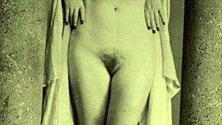 老奶奶Fanny复古口交猛干经典