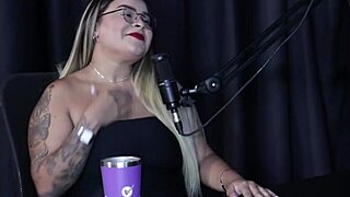 Compilados Da Suellen Barrar In Swing Cast With Tifany Rocha Part 3 On Sheer Red