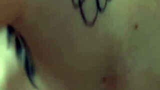 Encontrei Uma Prostituta Na Esquina E Chamei Pra Fazer Boquete! Ela Quis 100 Mas Deu Desconto E Chupou Cabeça No Terreno Baldio!