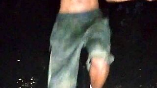 Park Photoshoot with Skinny Pretty Mature Woman in USA Gym Interview for Homemade Casting