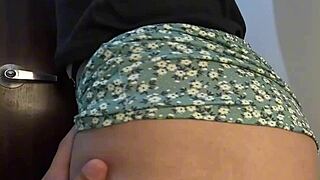 Suegra Culona Allows Touching Before Leaving Cum In Her Delicious Wet Pussy Bent Over