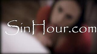 Blonde curvy step mom Wendy Raine fucks Elias Cash instead of college