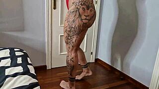 Danaxmuscles the muscular bitch starts by sucking her neighbor's cock. Then she takes it deep in her ass for intense anal fucking.