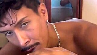 Cubano safado esfolou meu cuzinho in outdoor caribbean style