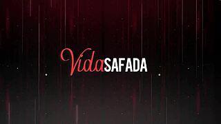 We headed to bed to catch up with our friend and ended up finishing together on my wife in a sensual amateur couple session.