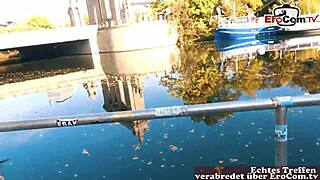 echtes deutsches blind date auf der straße mit dünner blonder milf