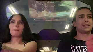 me corro en mi vecina caliente después de una apuesta de videojuego- porno en español