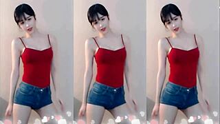 gái trung quốc, you jumping up and down like that?