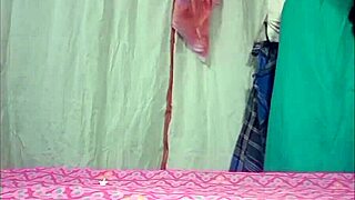 Indian Tamil Hot House Wife Fuck!