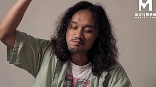 Modelmedia asia - the secret between stepmother and aunt with blowjob and cowgirl