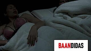 El tecnico enano me folla porque mi marido ya no puede con big ass latina blowjob.