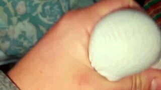 Amatoriale Italiano - Sborra Con Un Cazzo Duro Enorme Dopo Aver Visto La Matrigna In Doccia