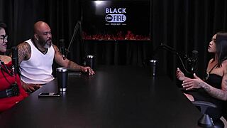 Por ser da área fitness teve muitas solicitações para criar conteúdos e pediu dinheiro à mãe informando o que faz - Jordanna Gomes Japa Joh watch on sheer red