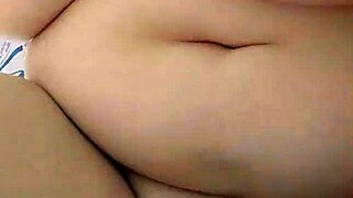 金发胖熟女大奶肥唇自慰肛塞玩具狂玩