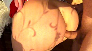 a big juicy ass in the sun gets pussy sex