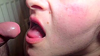 close up blowjob drops every bit on her tongue