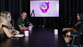 我常逛交换屋想试变性人，在熊宅打架 - Val Mineirinha纯红