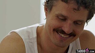 Terminally ill man shares final days with super cute Korean companion