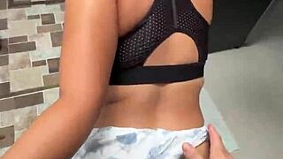 vecina puedes lavar mi ropa por favor te pagare with big ass latina dancing in jeans!